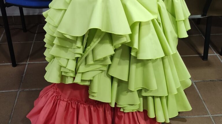 Combinaciones Perfectas de Telas para Trajes de Flamenco