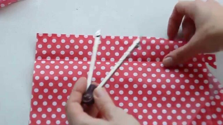 Estilo Flamenco: Elegancia con Telas de Tafetán de Lunares